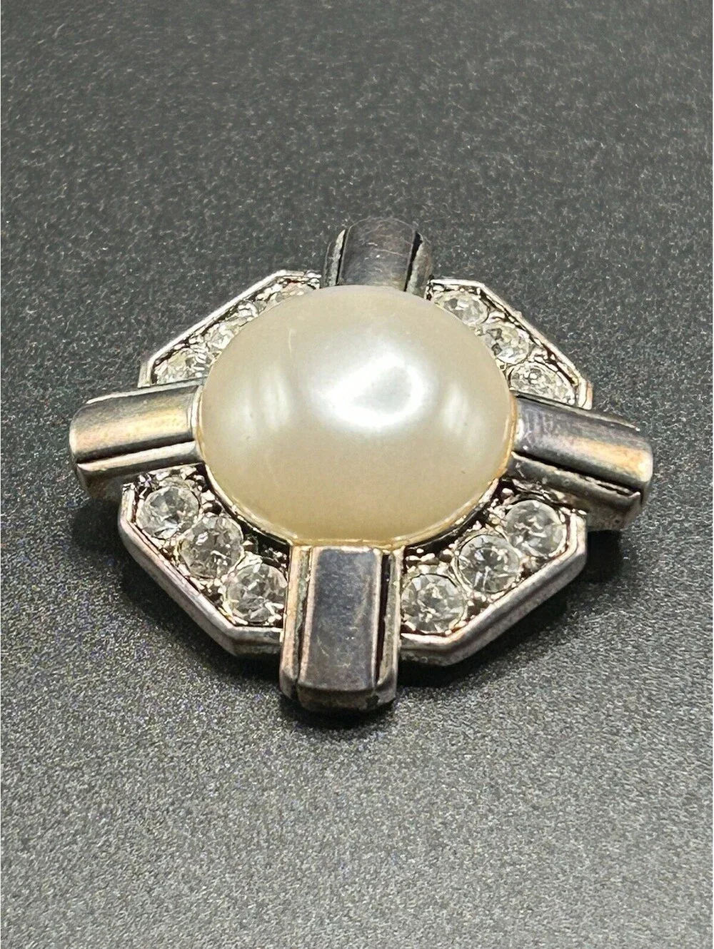 vintage 1950s fm silver tone pearl color center surrounded by rhinestones brooch
